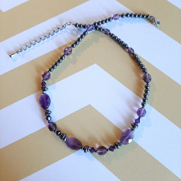 Artisan hematite necklace and earring set - Picture 2 of 5